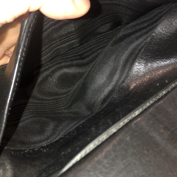 Authentic CHANEL Caviar Skin CC Logo Long Black Bifold Kisslock Wallet - Picture 6 of 15